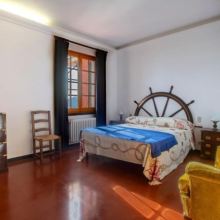 080 - La Villa Storica Il Vigneto 45B, Terrazza Sul Mare - Parcheggio Privato Gratis モネーリア エクステリア 写真