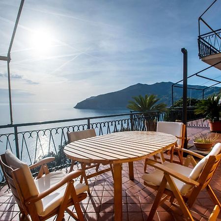 080 - La Villa Storica Il Vigneto 45B, Terrazza Sul Mare - Parcheggio Privato Gratis モネーリア エクステリア 写真