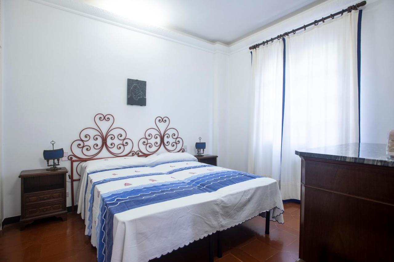 080 - La Villa Storica Il Vigneto 45B, Terrazza Sul Mare - Parcheggio Privato Gratis モネーリア エクステリア 写真