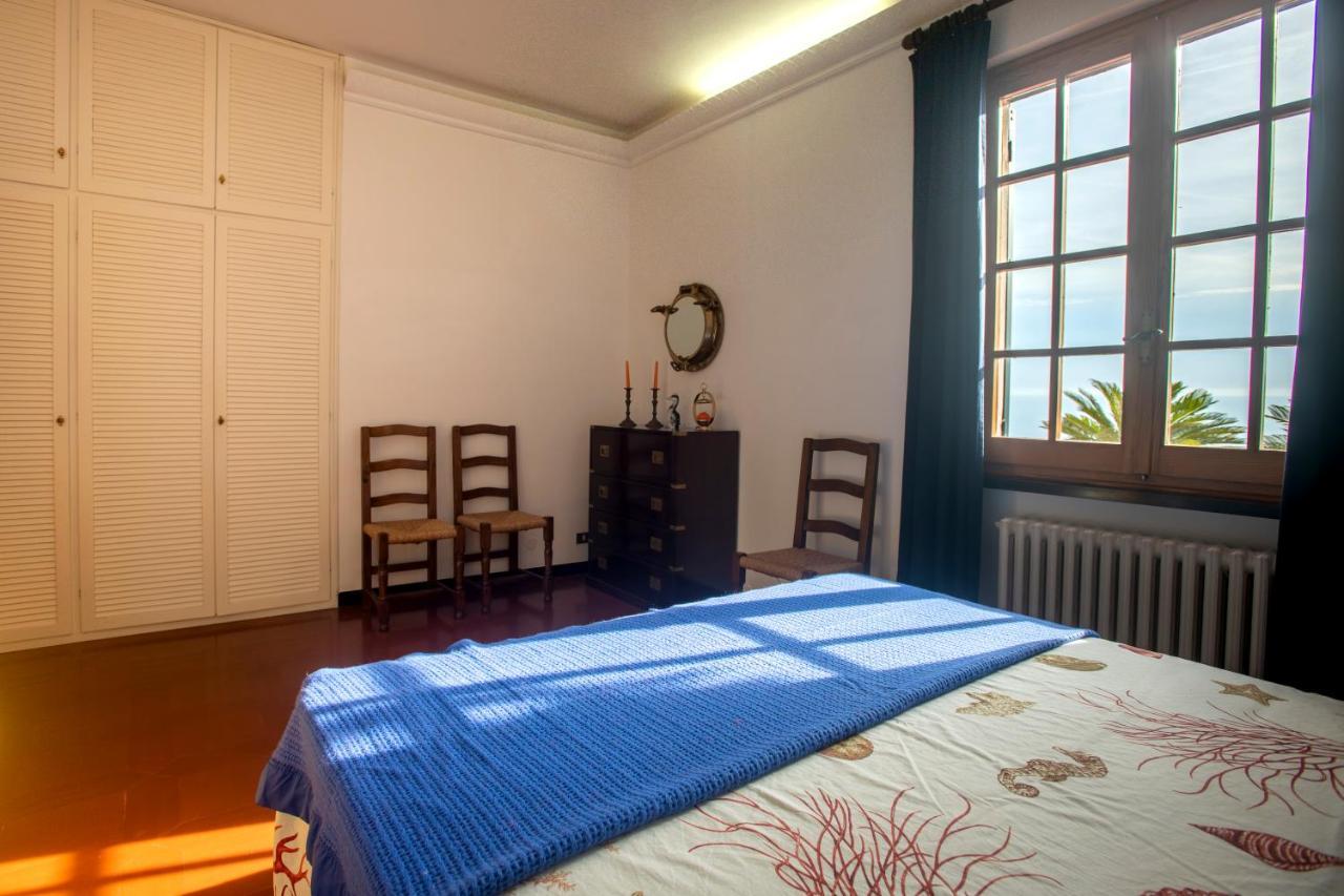 080 - La Villa Storica Il Vigneto 45B, Terrazza Sul Mare - Parcheggio Privato Gratis モネーリア エクステリア 写真