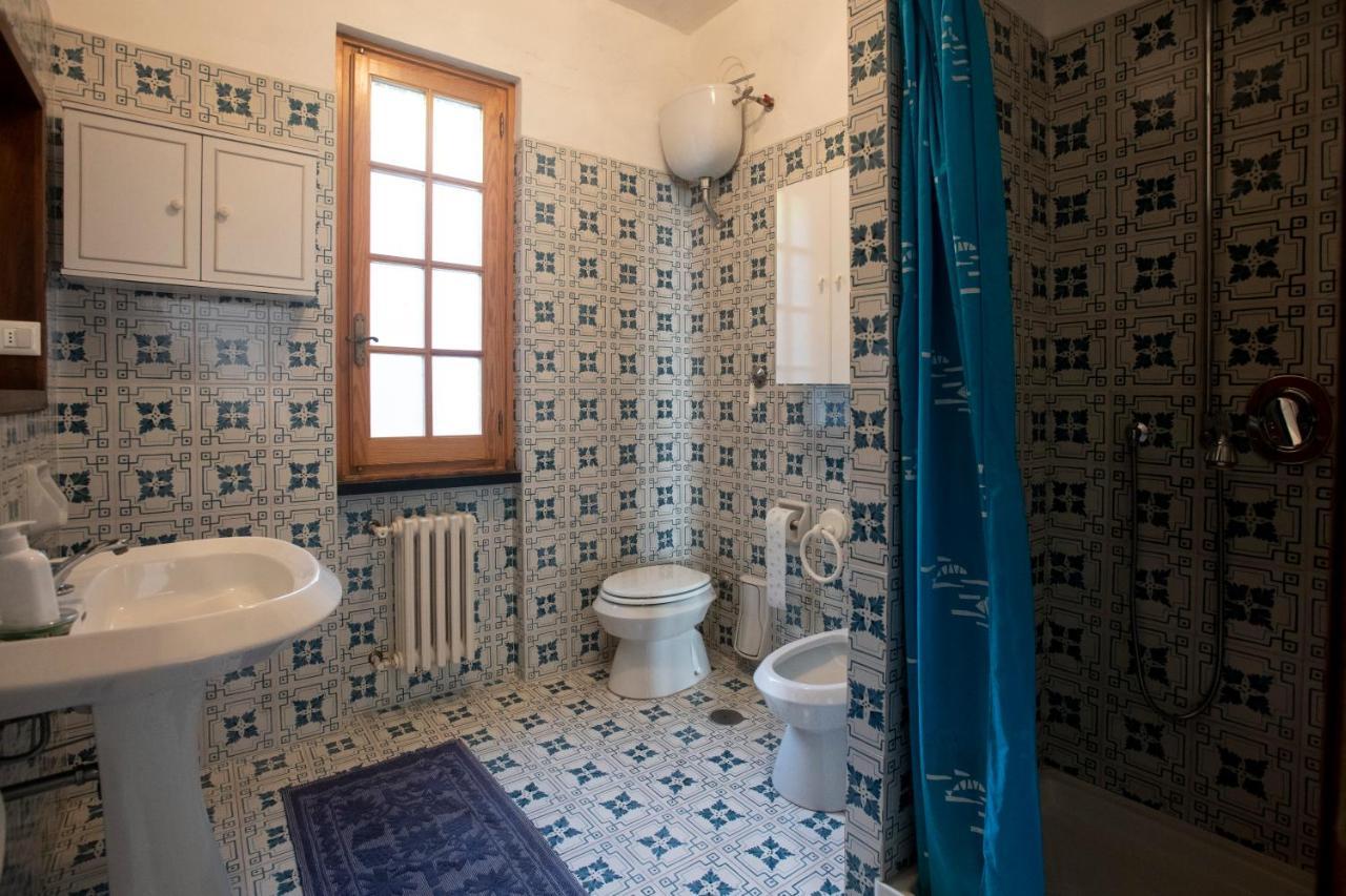 080 - La Villa Storica Il Vigneto 45B, Terrazza Sul Mare - Parcheggio Privato Gratis モネーリア エクステリア 写真